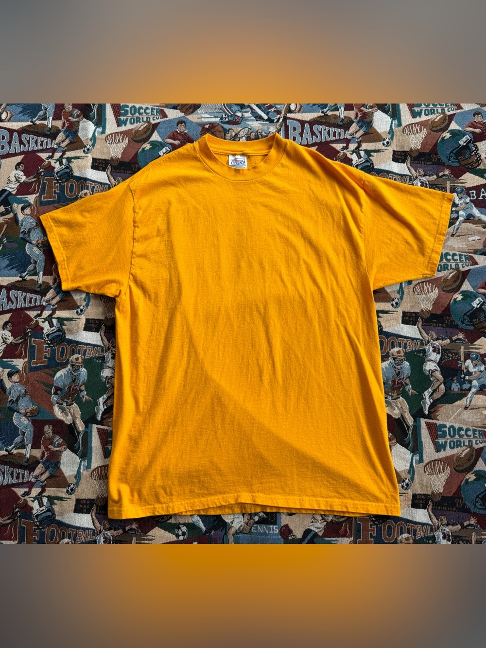Vintage 90s Men’s Hanes J&C Flippin’ Rigs Bass Fish Yellow Graphic T-shirt - Picture 2 of 3